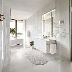 Oval badeværelsesmåtte - Bevin (lysegrå)