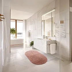 Oval badeværelsesmåtte - Embla (lyserød)