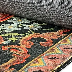 Fladvævet tæppe - Masarida (sort/multi)