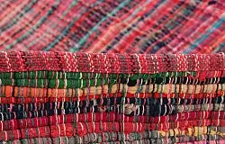 Kludetæppe - Home (multi)