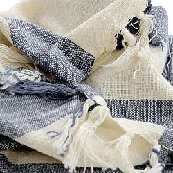 Plaid - Kora stripe cotton throw (creme/marineblå)