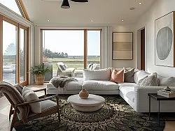 Rundt tæppe - Sandrigo (sort/guld)