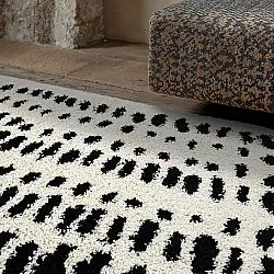 Ryatæpper - Dotty (sort/hvid)