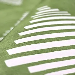 Wilton-tæppe - Carmen (grøn/hvid)