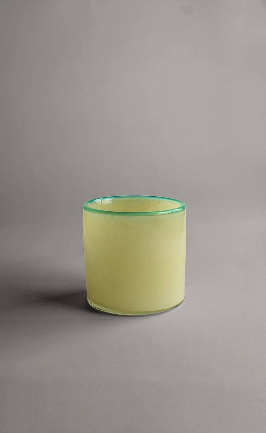 Lysestage M - Harmony (soft yellow/green)