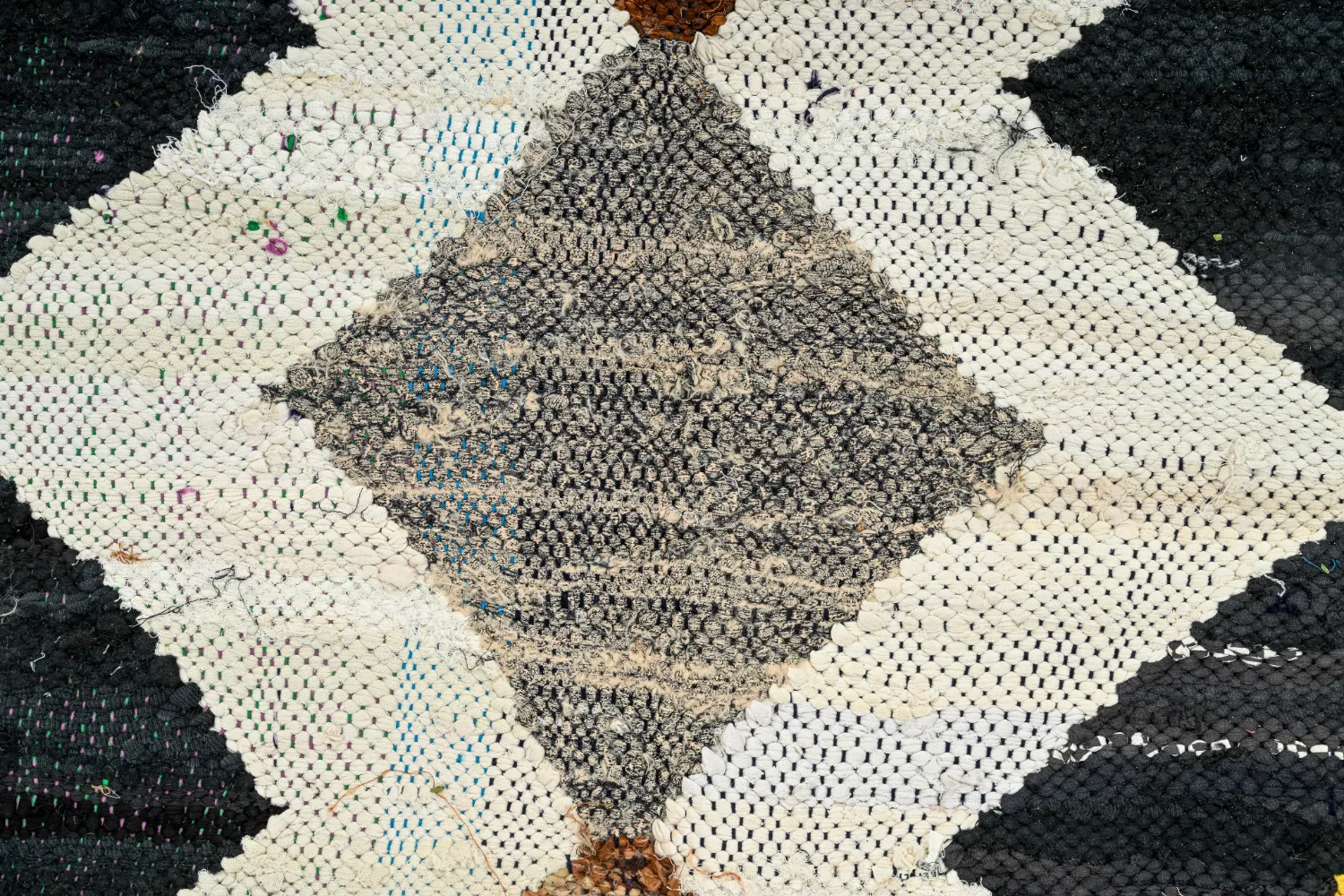 Marokkansk berber tæppe Boucherouite 140 x 270 cm