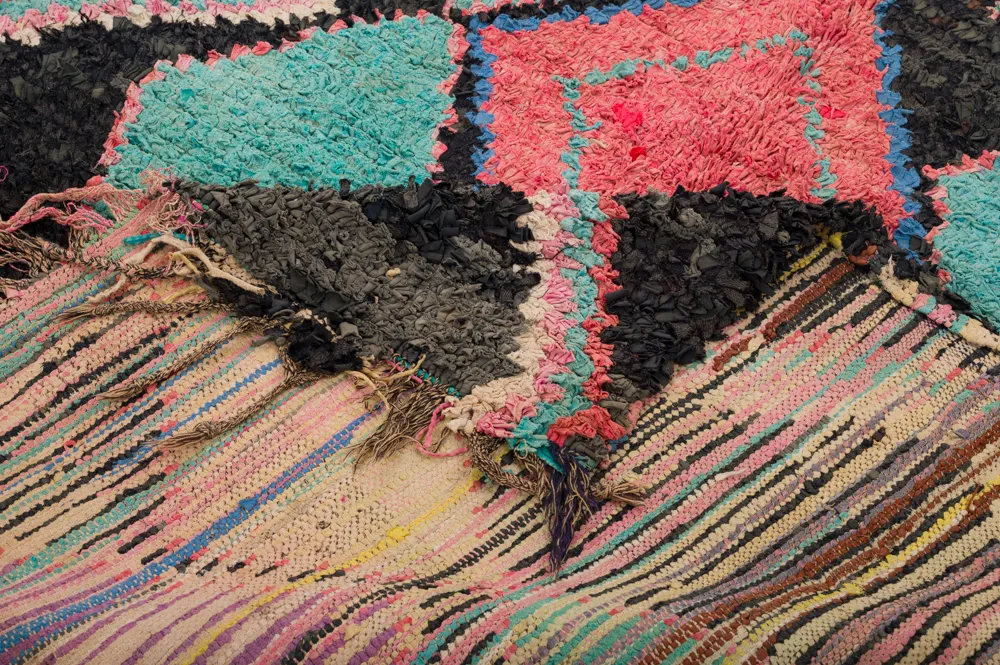 Marokkansk berber tæppe Boucherouite 235 x 135 cm