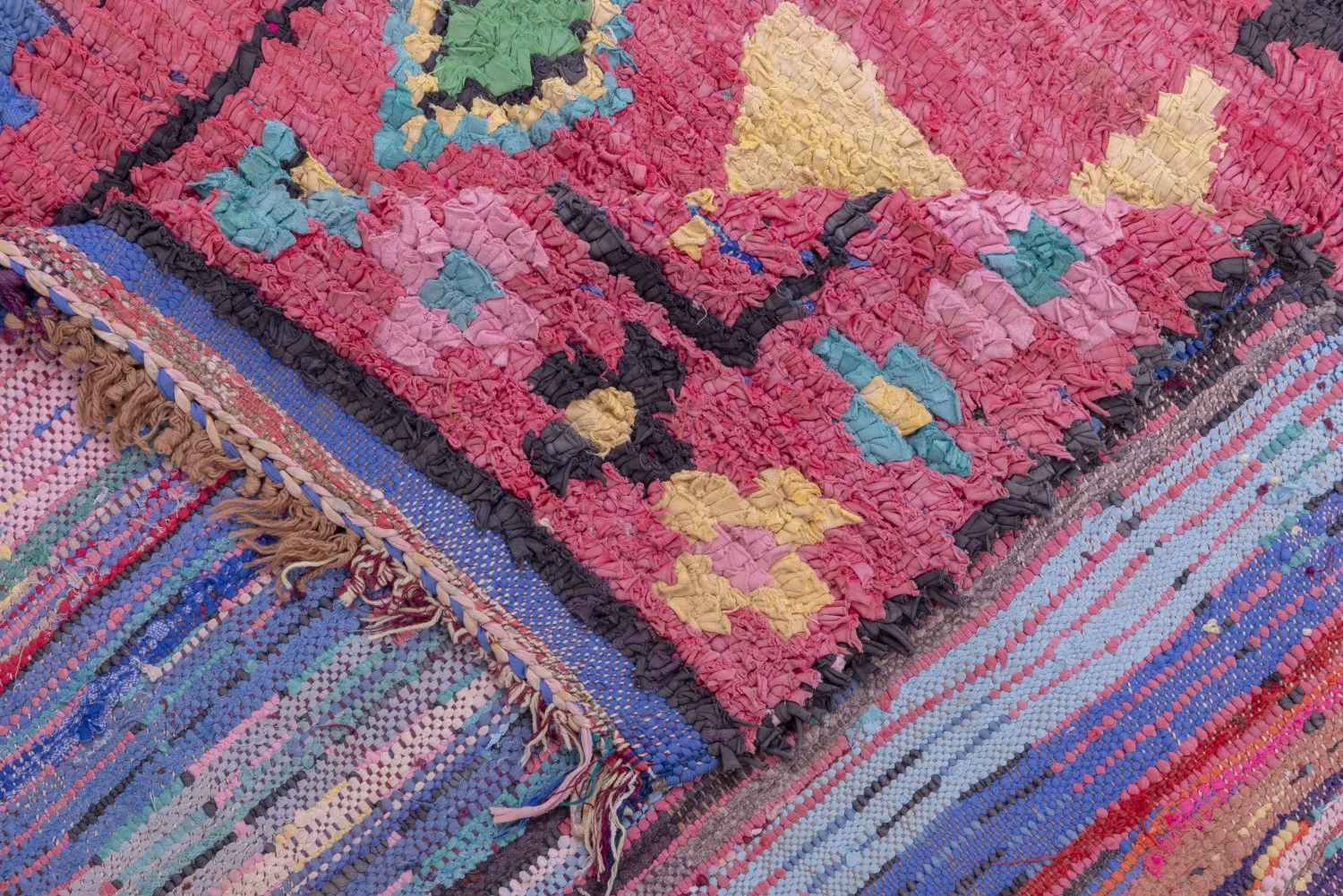 Marokkansk berber tæppe Boucherouite 225 x 135 cm