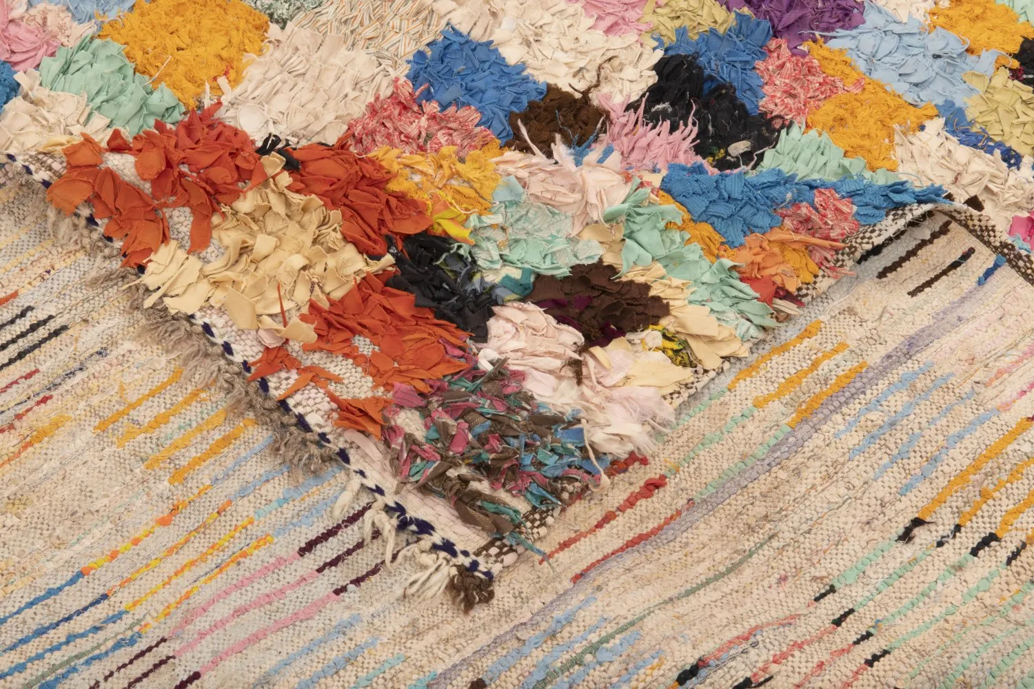 Marokkansk berber tæppe Boucherouite 235 x 160 cm