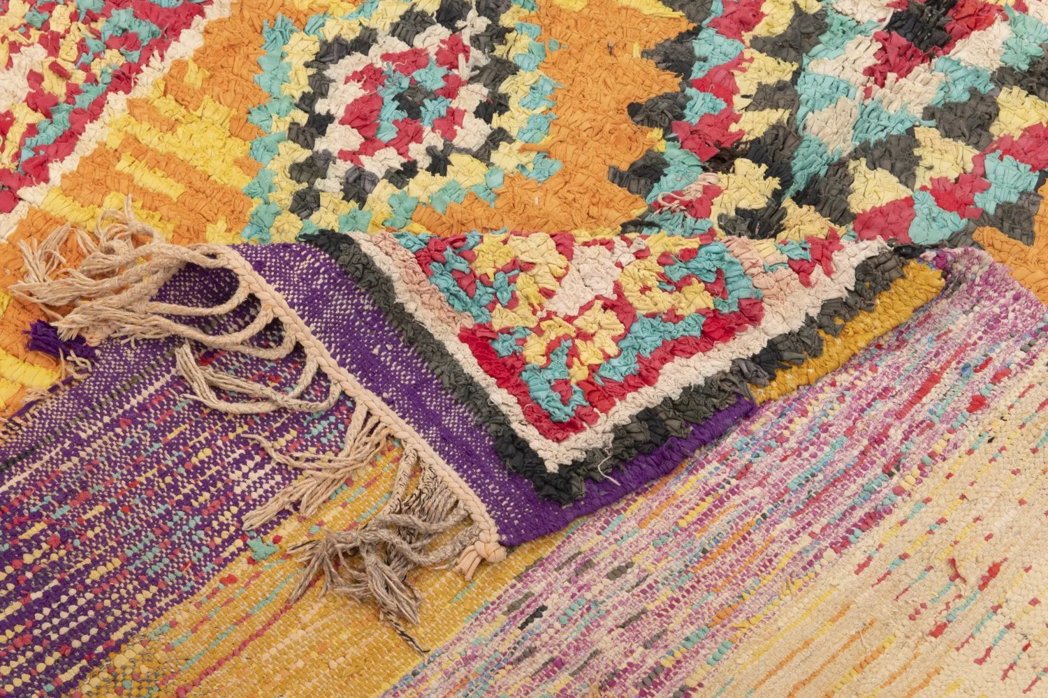 Marokkansk berber tæppe Boucherouite 270 x 155 cm