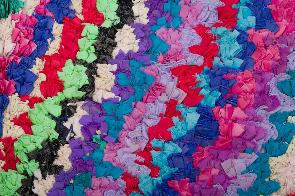 Marokkansk berber tæppe Boucherouite 270 x 145 cm