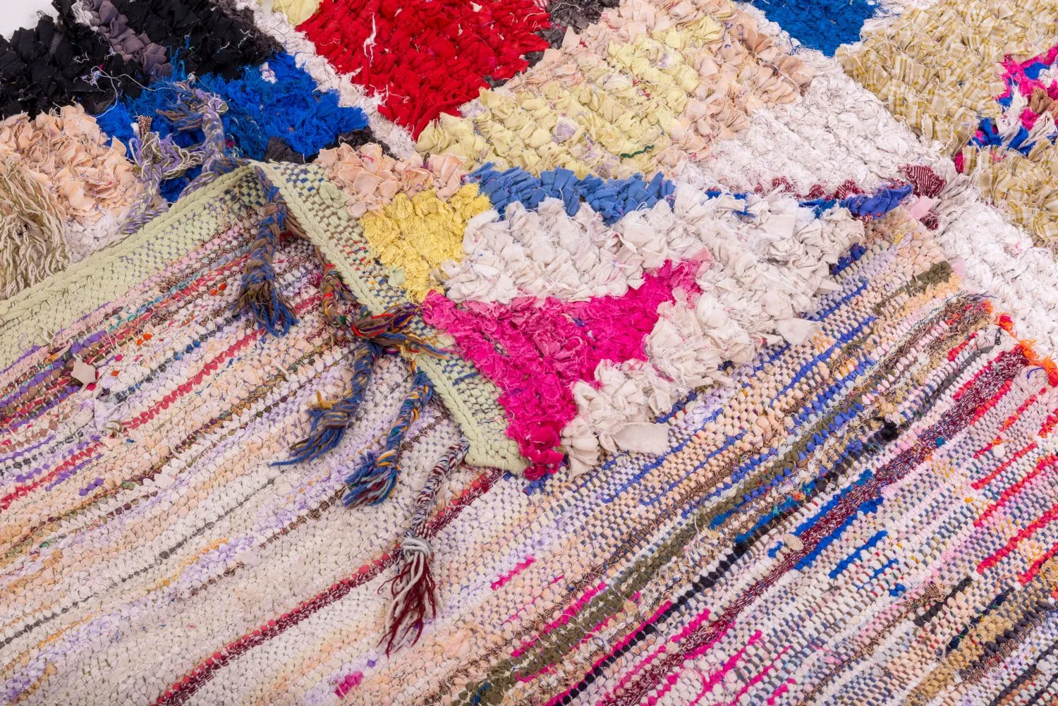 Marokkansk berber tæppe Boucherouite 245 x 135 cm