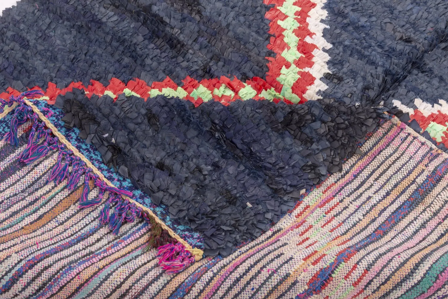Marokkansk berber tæppe Boucherouite 265 x 135 cm