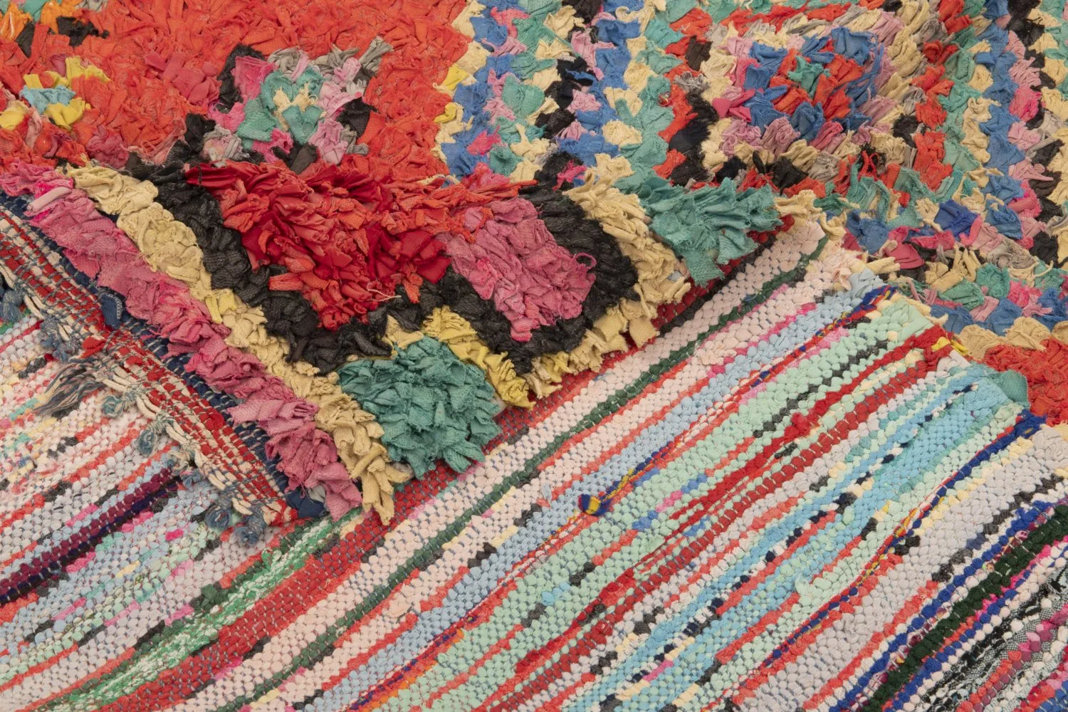 Marokkansk berber tæppe Boucherouite 245 x 140 cm