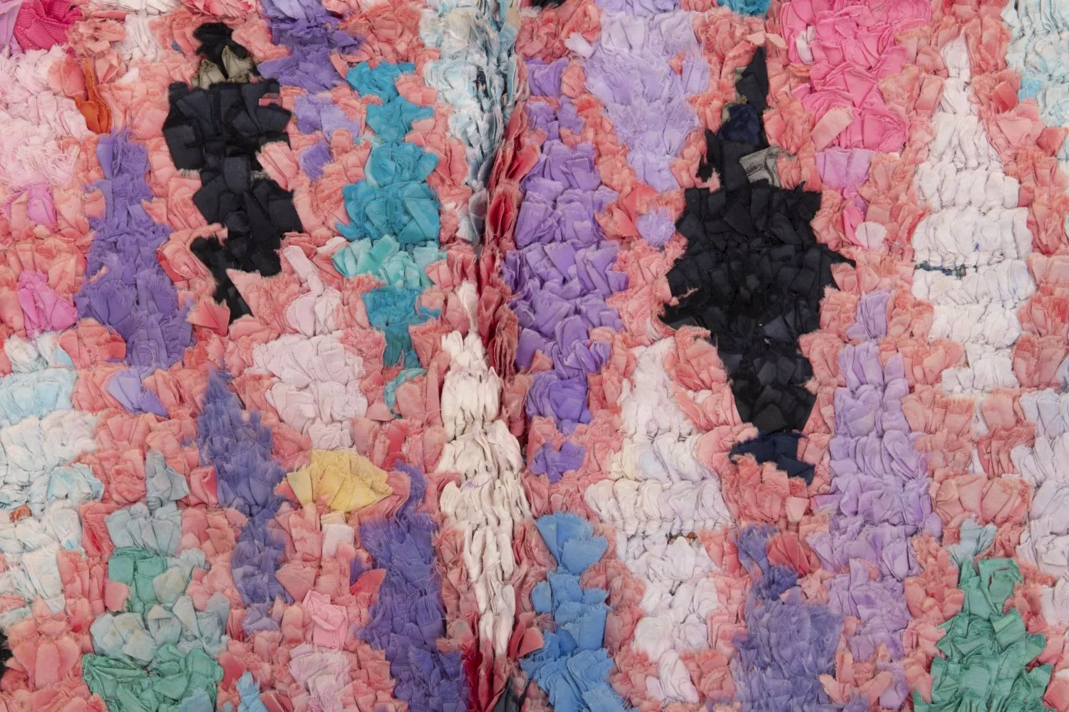 Marokkansk berber tæppe Boucherouite 220 x 105 cm