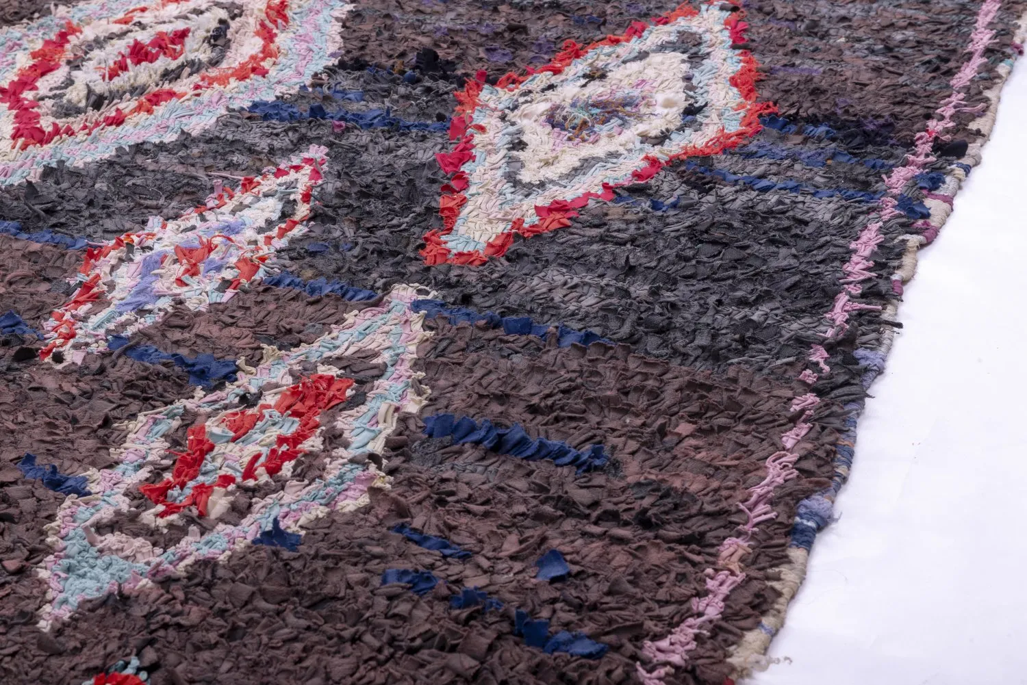 Marokkansk berber tæppe Boucherouite 270 x 150 cm