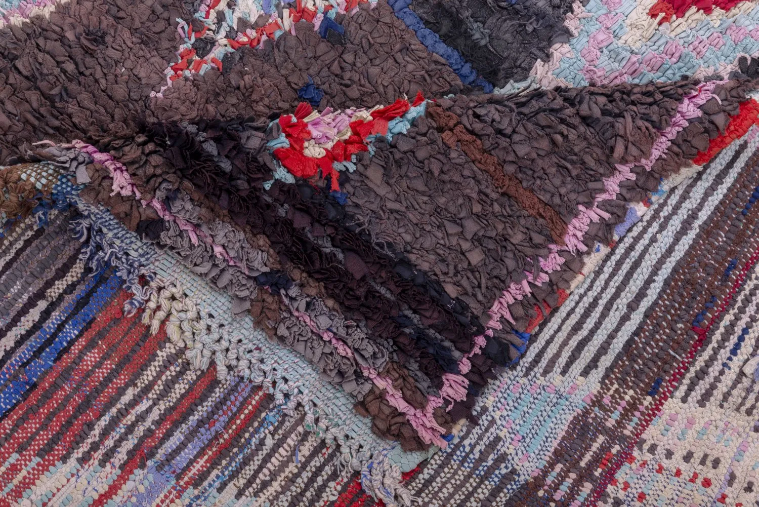 Marokkansk berber tæppe Boucherouite 270 x 150 cm