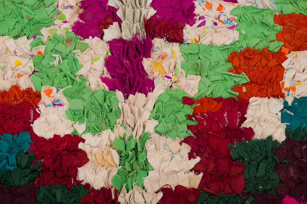 Marokkansk berber tæppe Boucherouite 245 x 135 cm