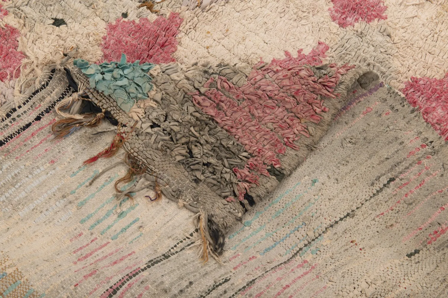 Marokkansk berber tæppe Boucherouite 205 x 170 cm