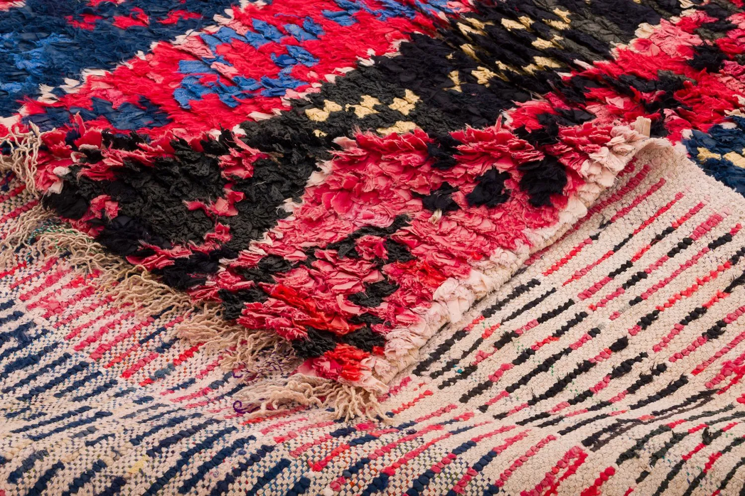 Marokkansk berber tæppe Boucherouite 135 x 205 cm