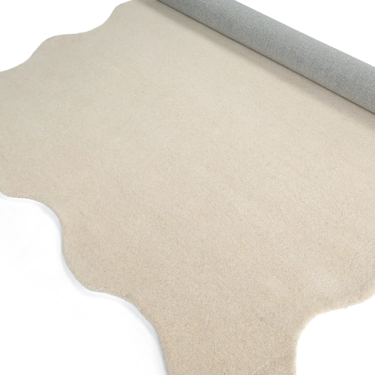 Bølget uldtæppe - Diu Hand Tufted Wool Premium (fløde)