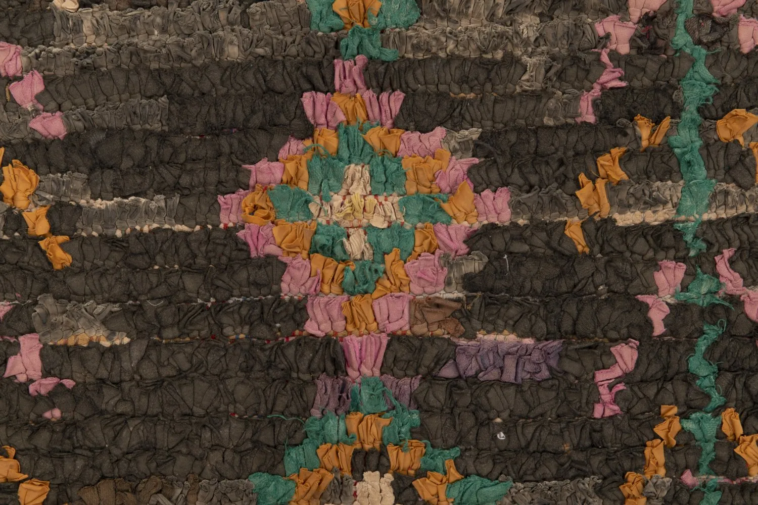 Marokkansk berber tæppe Boucherouite 180 x 120 cm