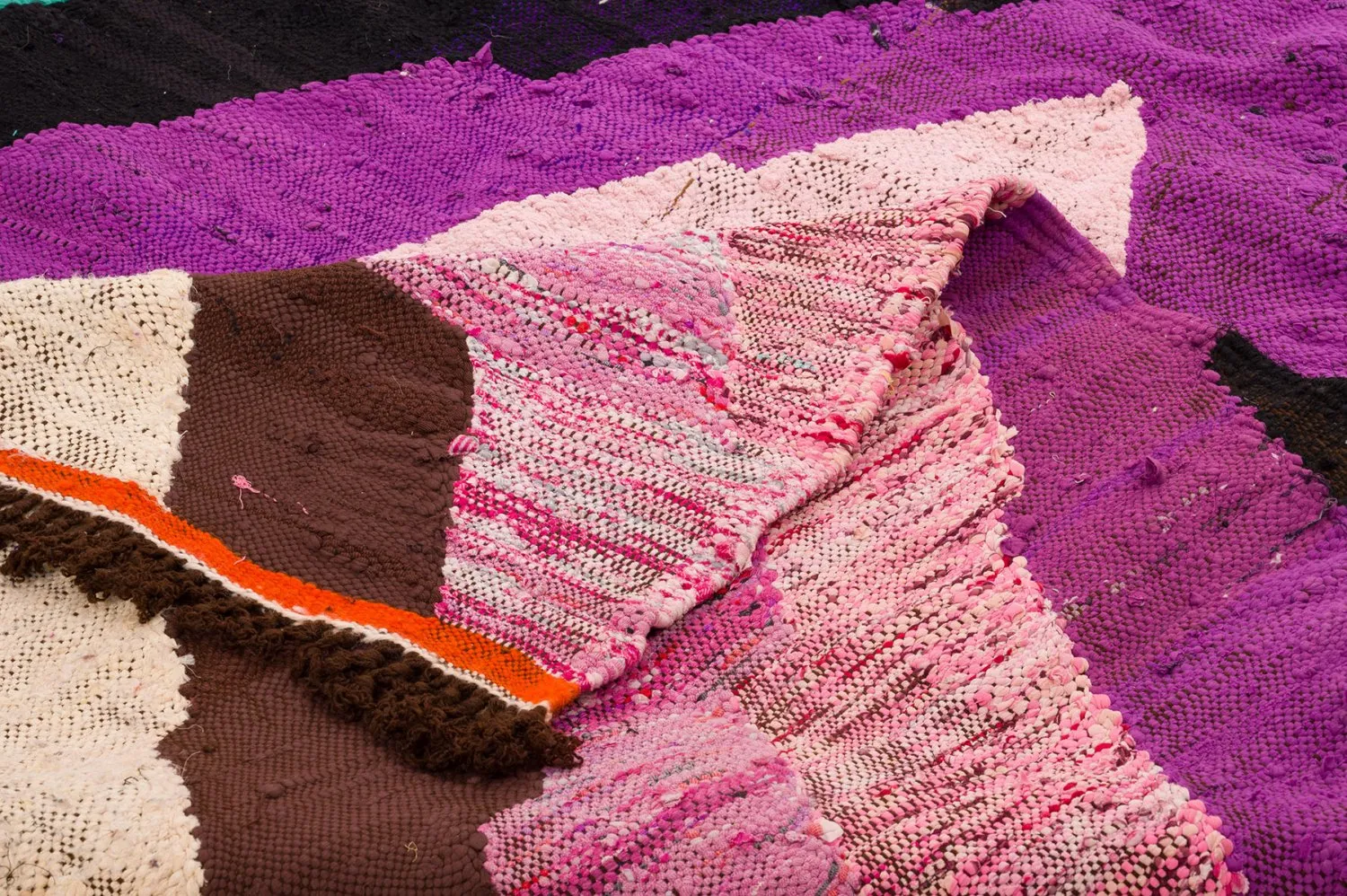 Marokkansk berber tæppe Boucherouite 140 x 250 cm