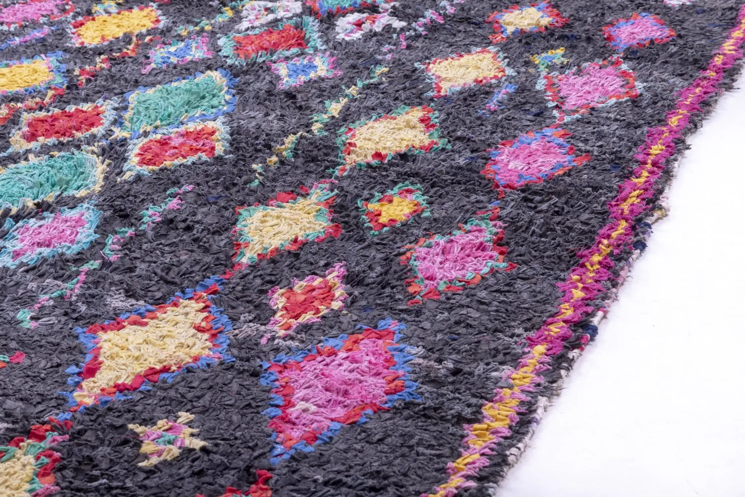 Marokkansk berber tæppe Boucherouite 240 x 135 cm