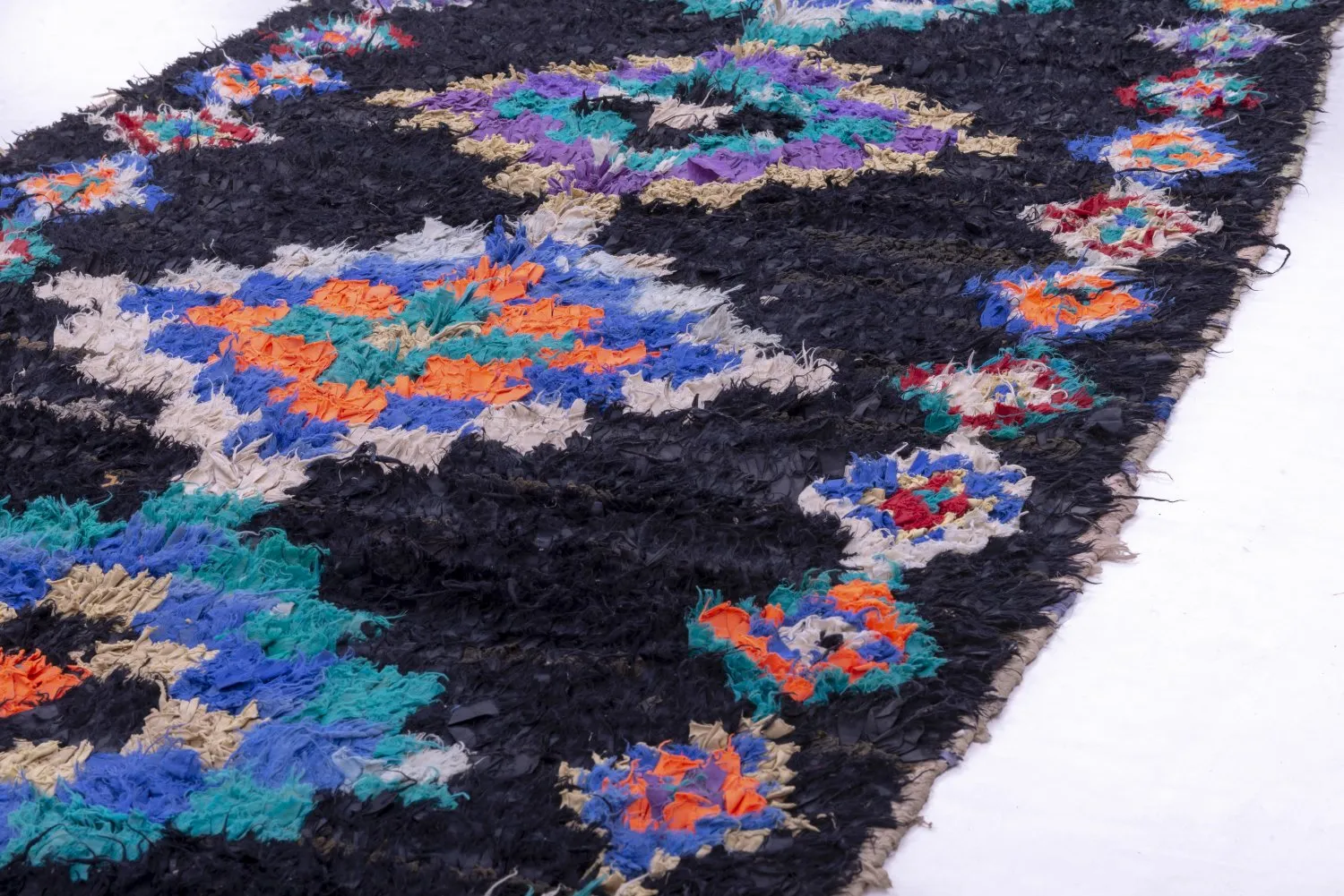 Marokkansk berber tæppe Boucherouite 330 x 115 cm