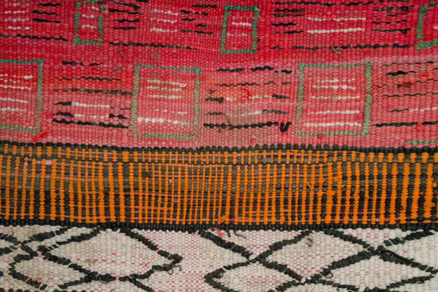 Marokkansk berber tæppe Boucherouite 150 x 365 cm