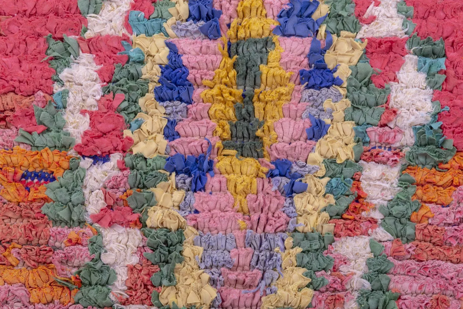 Marokkansk berber tæppe Boucherouite 260 x 105 cm
