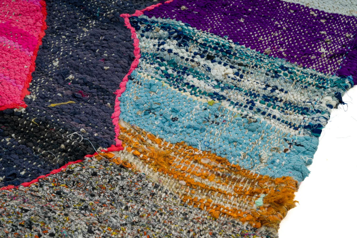 Marokkansk berber tæppe Boucherouite 150 x 255 cm