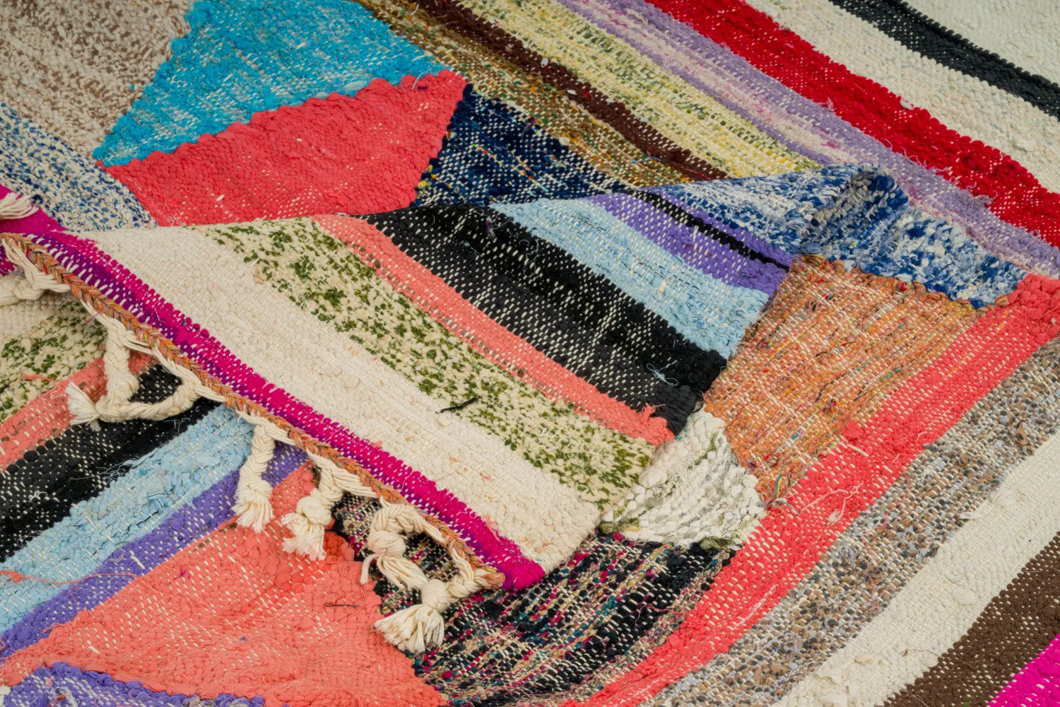 Marokkansk berber tæppe Boucherouite 145 x 260 cm