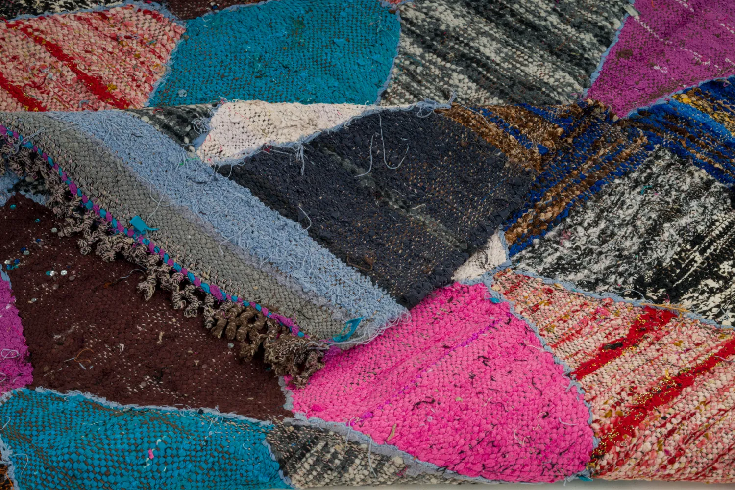 Marokkansk berber tæppe Boucherouite 125 x 225 cm