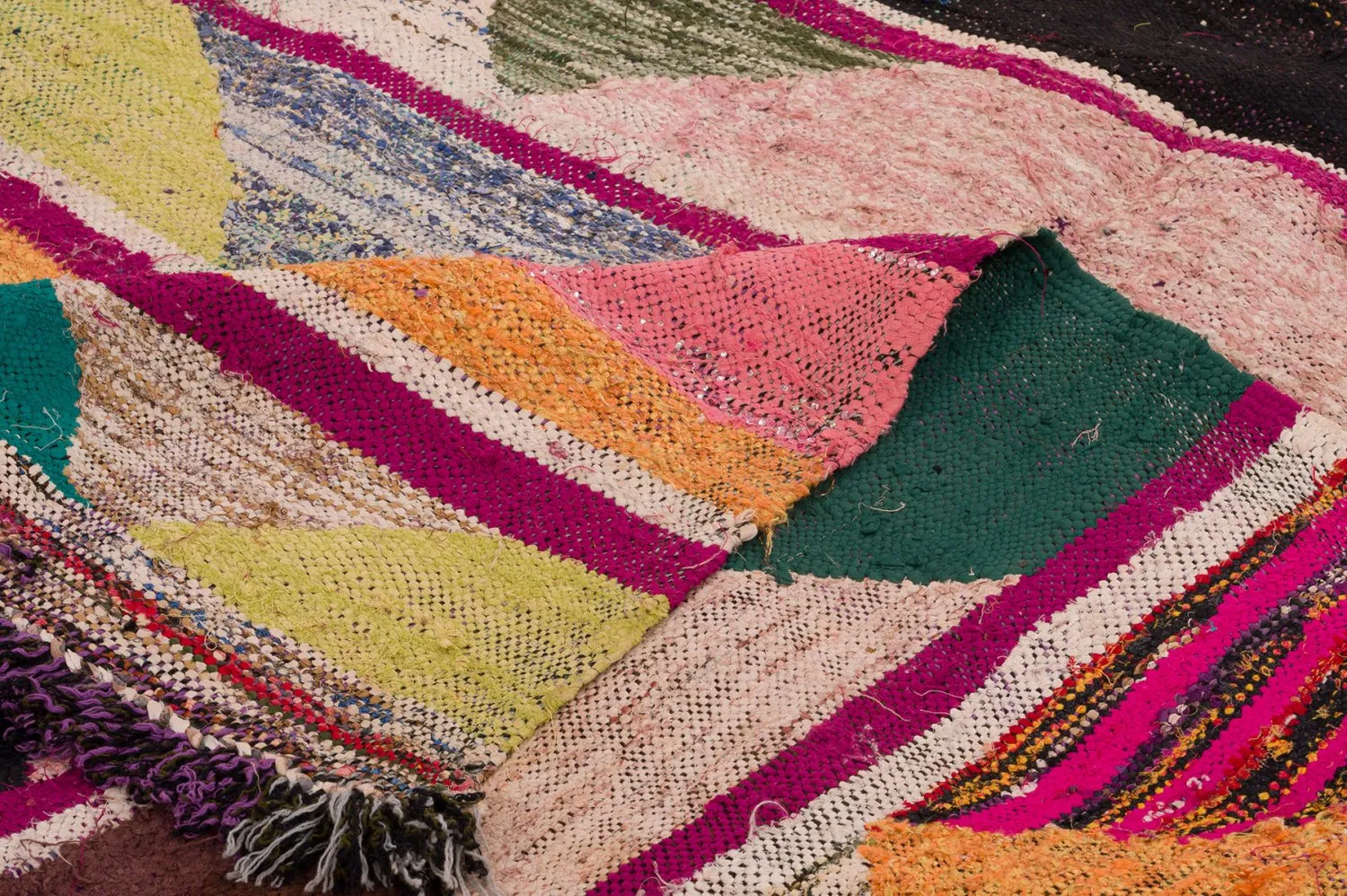 Marokkansk berber tæppe Boucherouite 135 x 265 cm