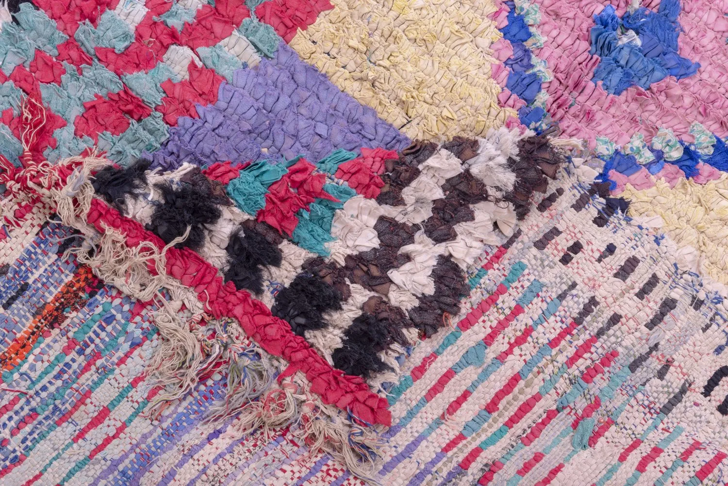 Marokkansk berber tæppe Boucherouite 225 x 125 cm