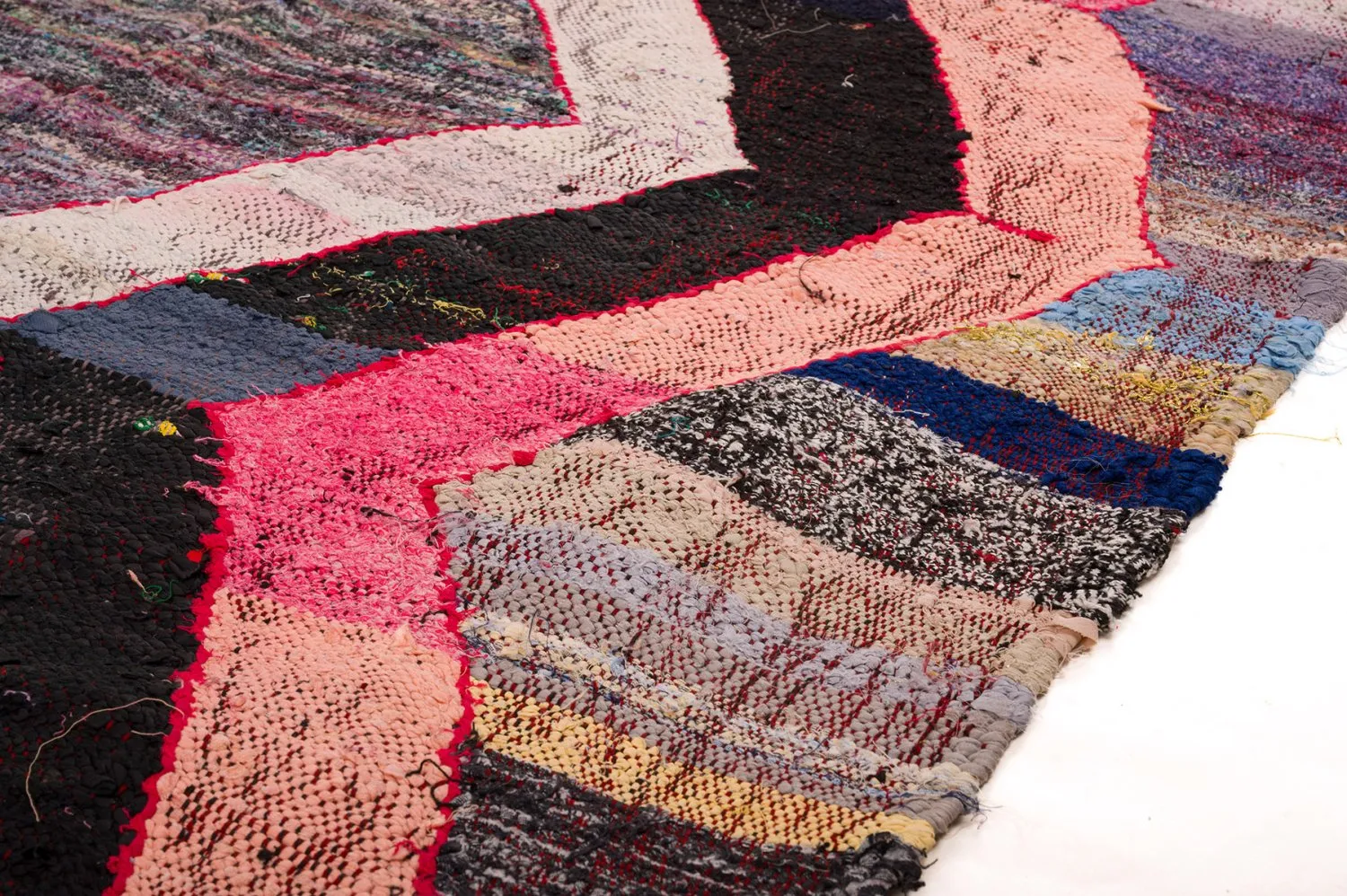 Marokkansk berber tæppe Boucherouite 150 x 260 cm