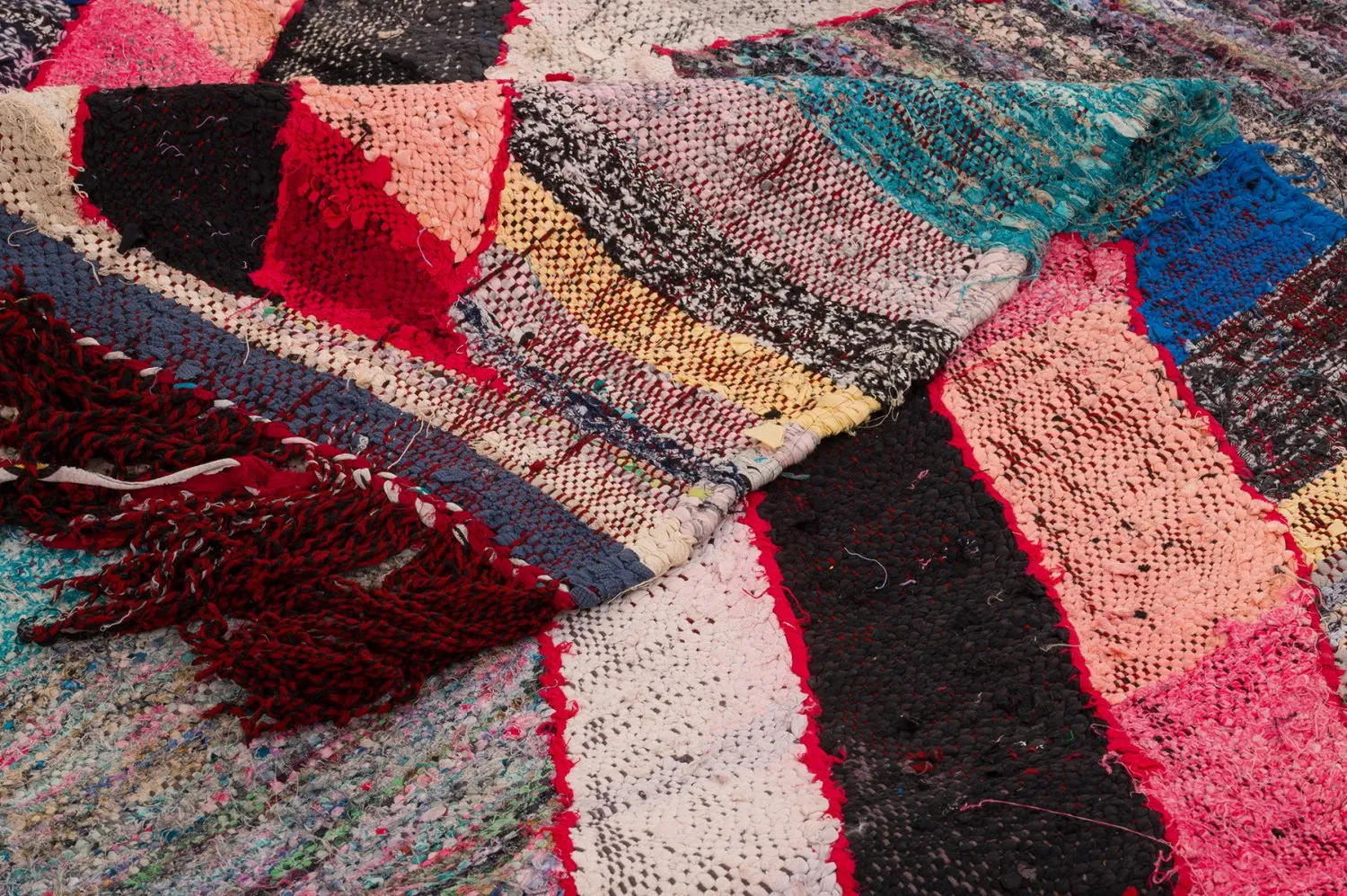 Marokkansk berber tæppe Boucherouite 150 x 260 cm