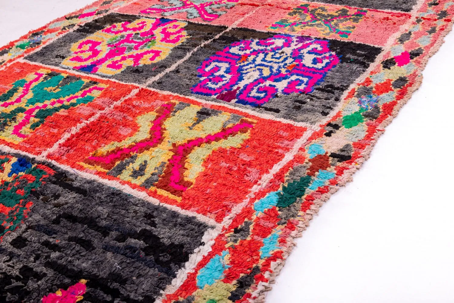 Marokkansk berber tæppe Boucherouite 245 x 120 cm