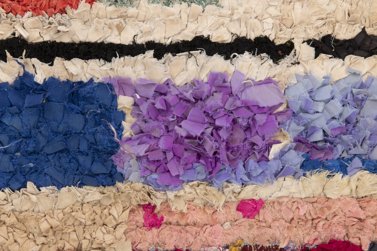 Marokkansk berber tæppe Boucherouite 230 x 135 cm