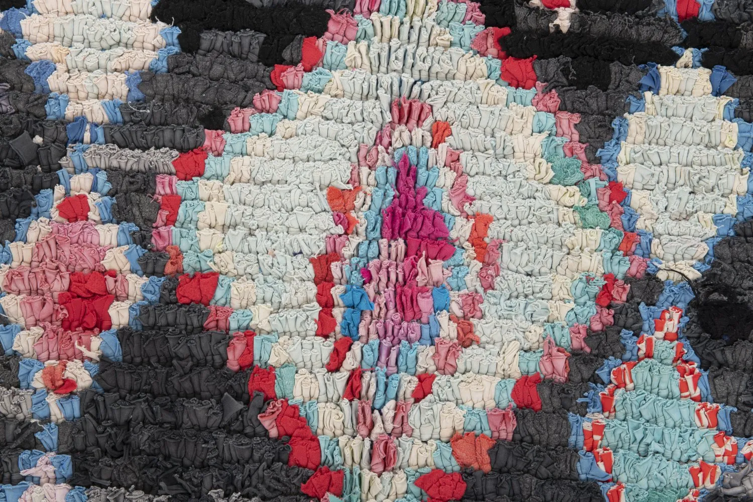 Marokkansk berber tæppe Boucherouite 310 x 130 cm