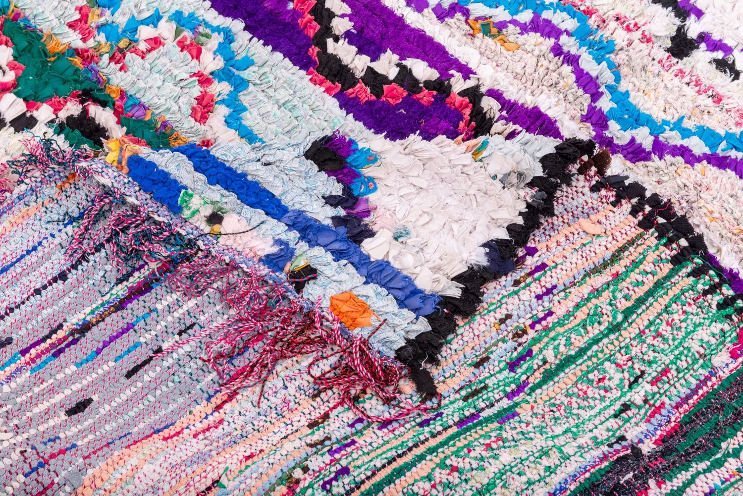 Marokkansk berber tæppe Boucherouite 205 x 140 cm