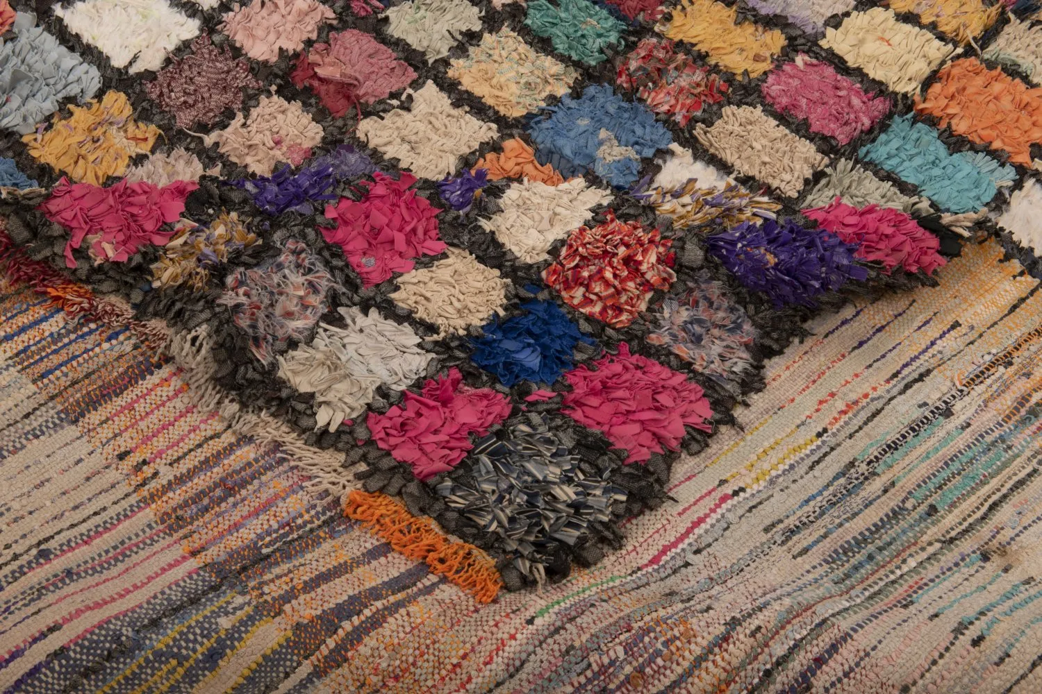 Marokkansk berber tæppe Boucherouite 230 x 140 cm