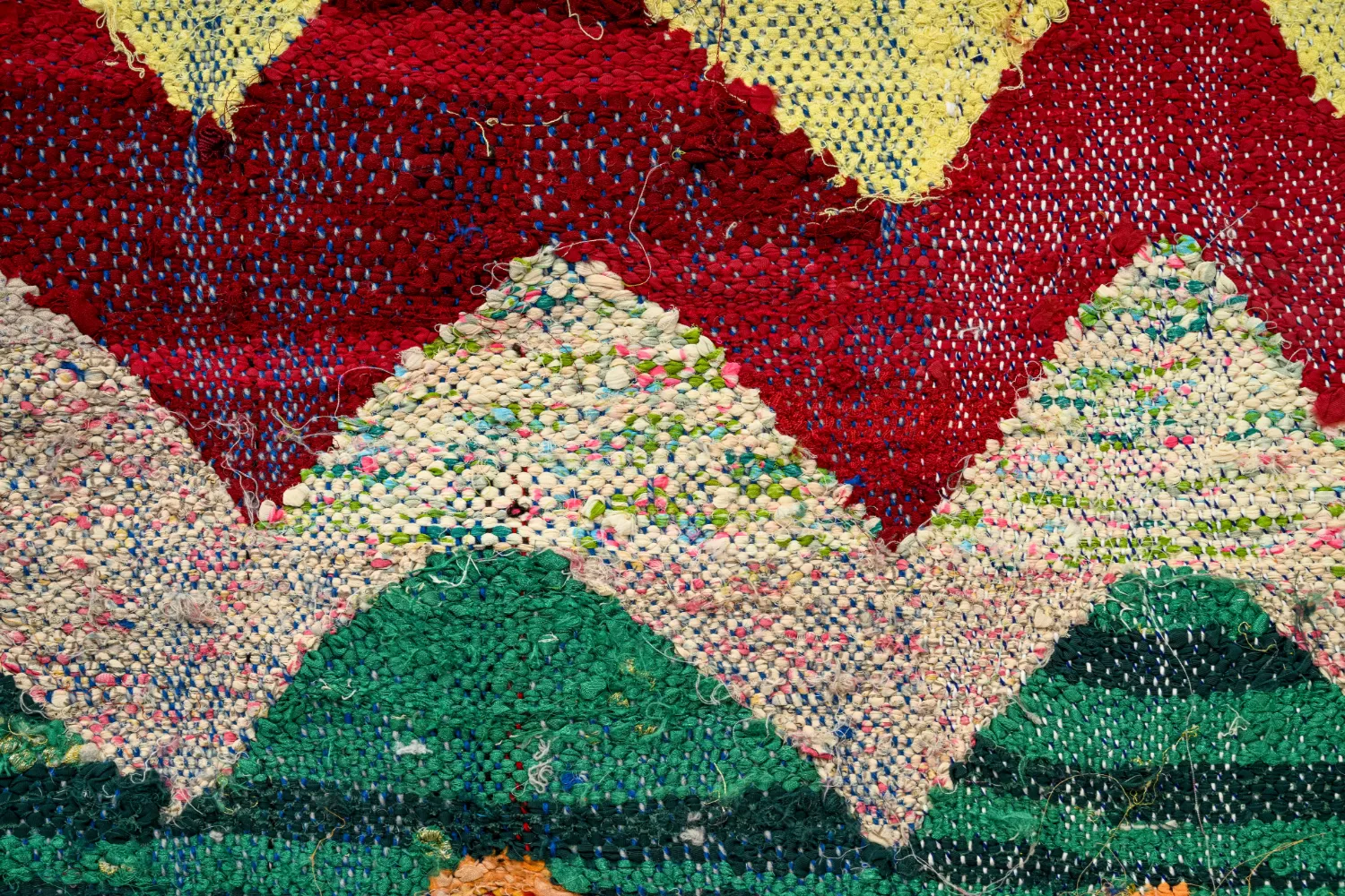 Marokkansk berber tæppe Boucherouite 150 x 260 cm