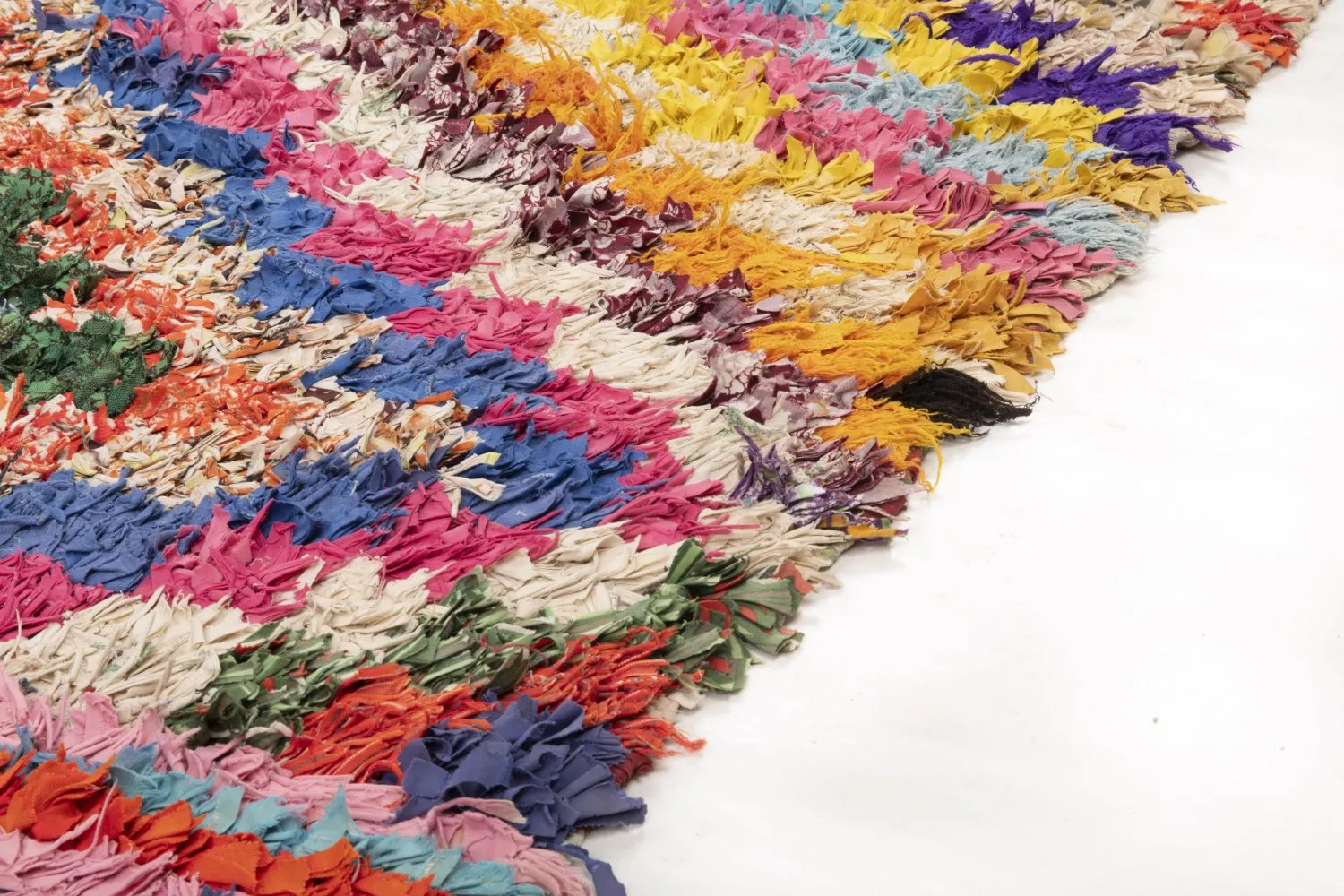 Marokkansk berber tæppe Boucherouite 215 x 170 cm