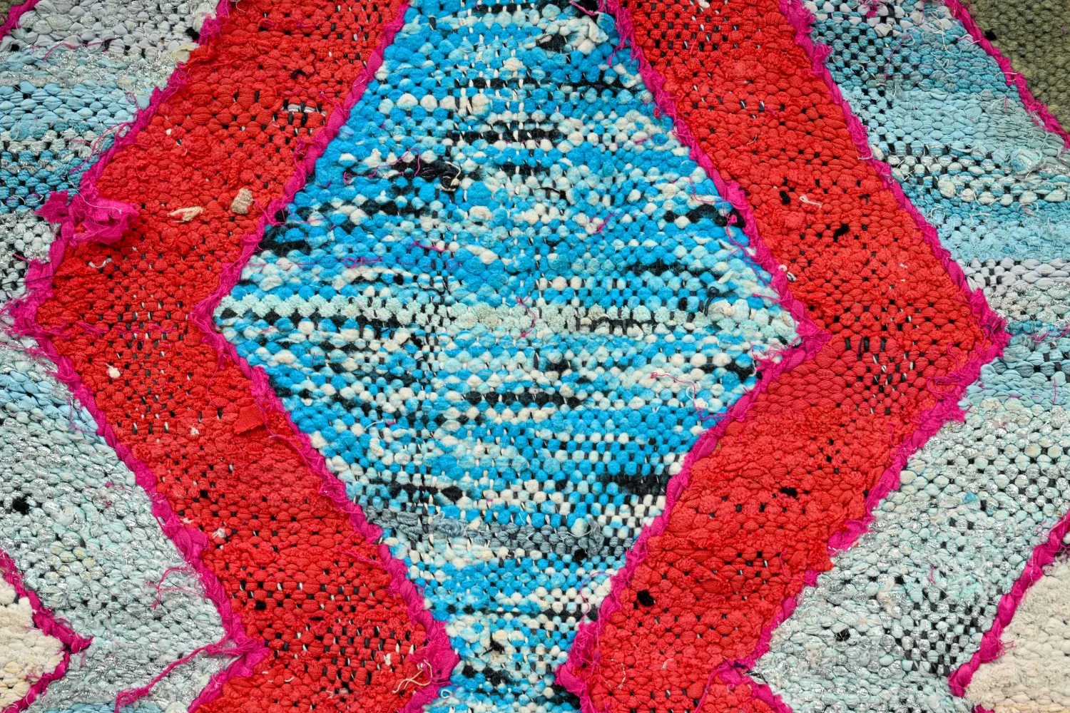 Marokkansk berber tæppe Boucherouite 115 x 220 cm