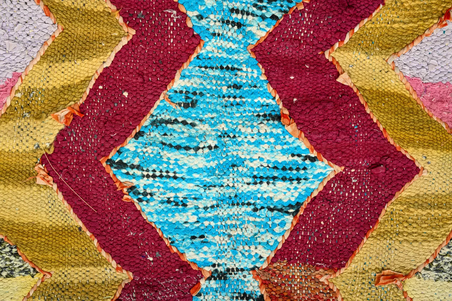 Marokkansk berber tæppe Boucherouite 125 x 215 cm