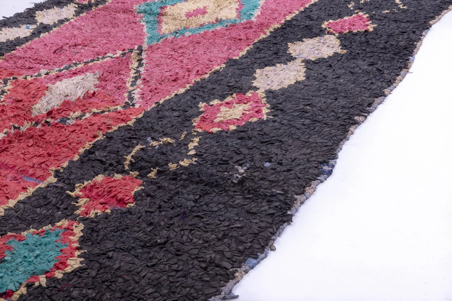 Marokkansk berber tæppe Boucherouite 275 x 135 cm