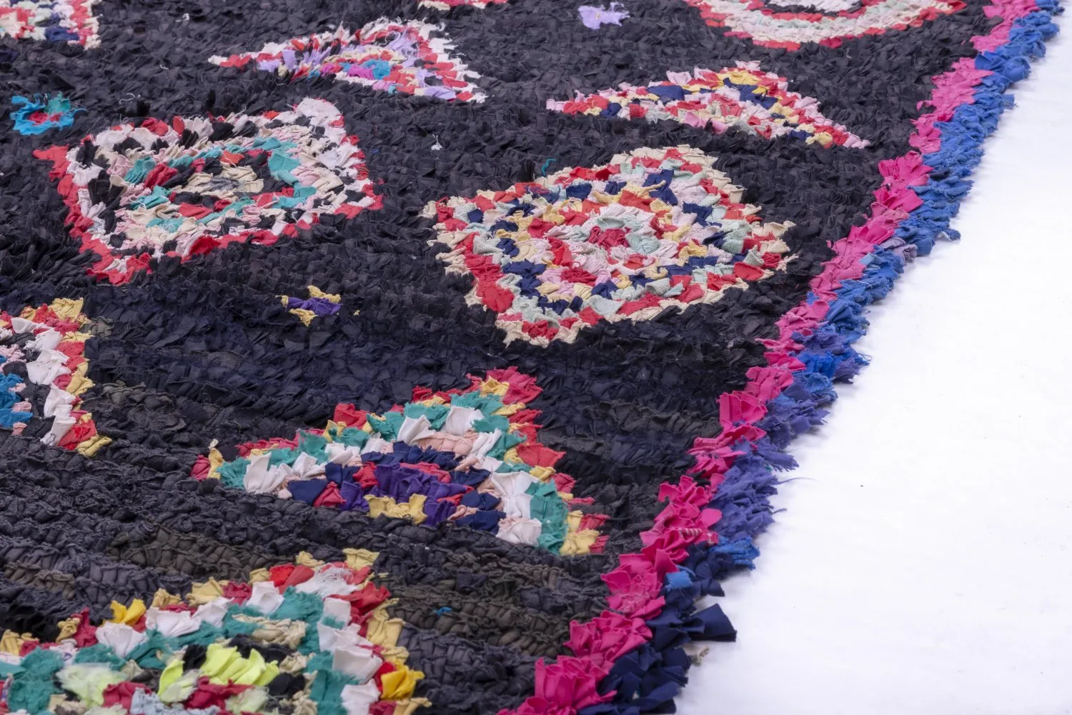 Marokkansk berber tæppe Boucherouite 245 x 115 cm