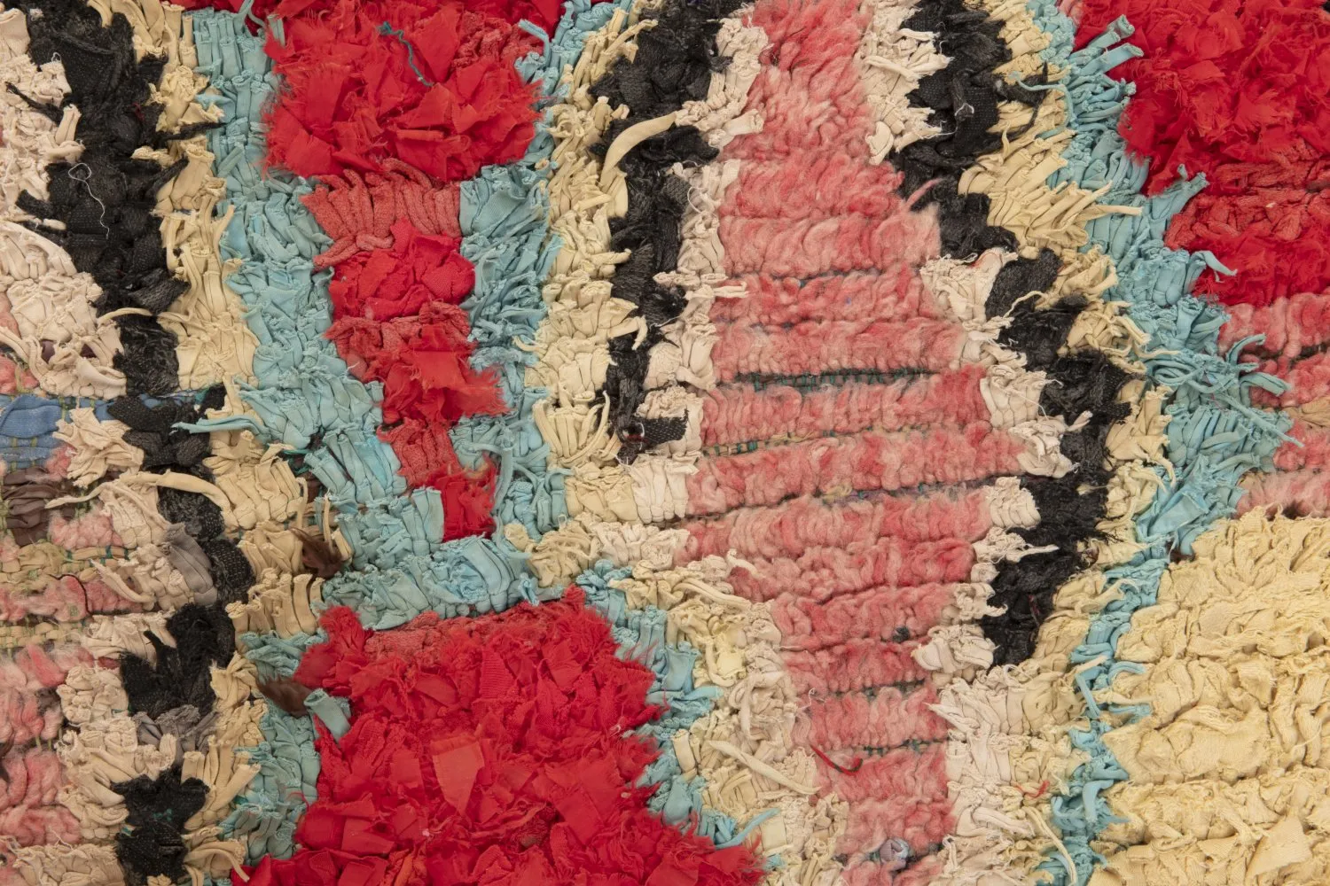 Marokkansk berber tæppe Boucherouite 235 x 160 cm